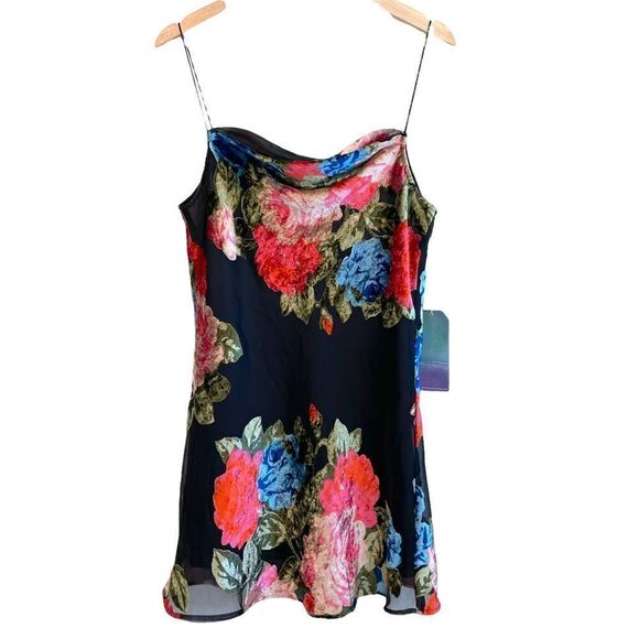 Show me your MuMu Sabine Slip Dress in Midnight Fiesta Burnout Velvet - Picture 5 of 9